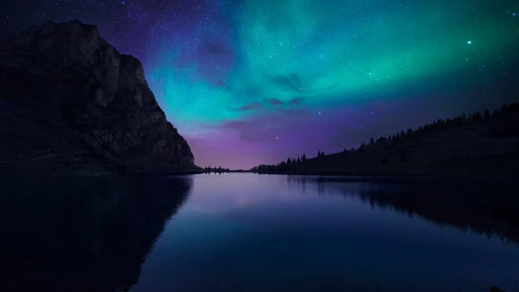 Hình nền hồ Aurora mang vẻ đẹp ấn tượng